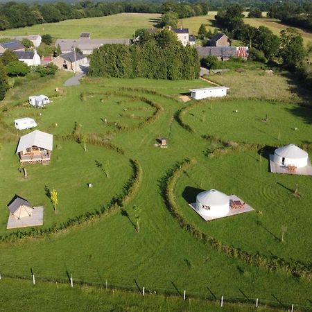 Camping A La Ferme - Hebergements Insolites Cerisy-la-Foret Exteriör bild