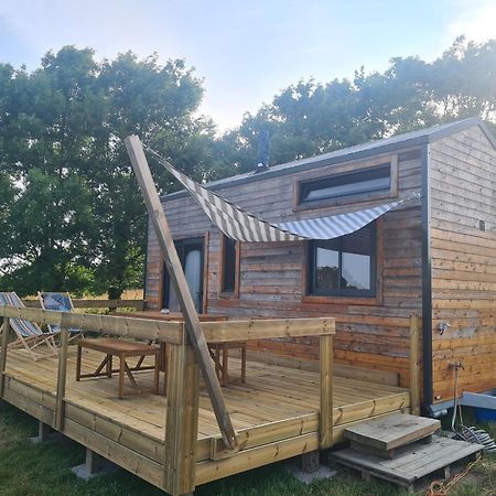 Camping A La Ferme - Hebergements Insolites Cerisy-la-Foret Exteriör bild